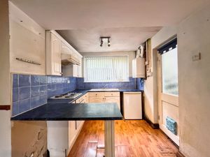 Photo 11- click for photo gallery